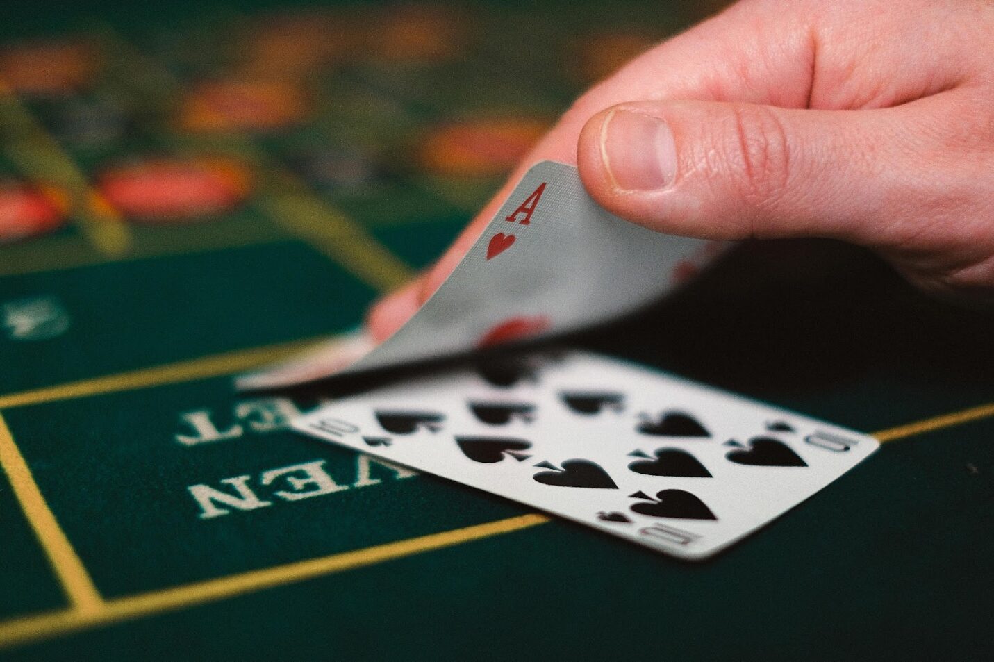How to Deal Poker: What Dealing Texas Hold’em Actually Requires and Why Most
Guides Skip the Hard Parts